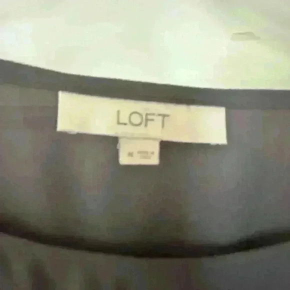 𝅺LOFT Sequin Stripe Dressy Top Size M - Picture 4 of 7